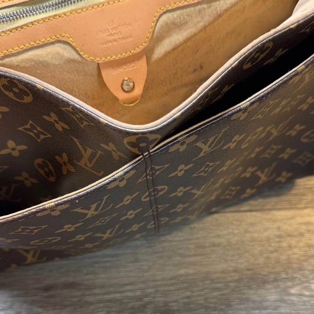 Monogram messenger bag - Picture 14 of 14